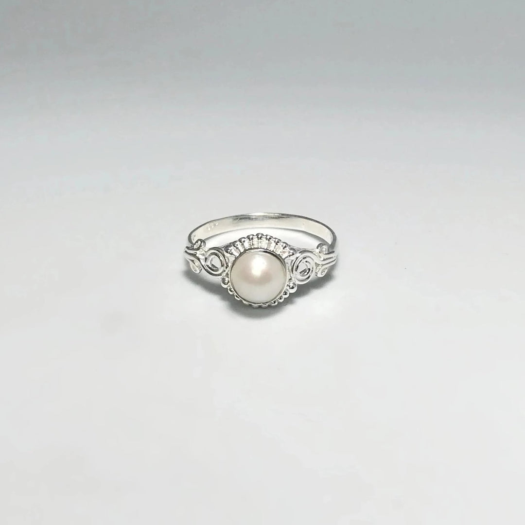 Freshwater Pearl Ring - Rocks and Gems Canada