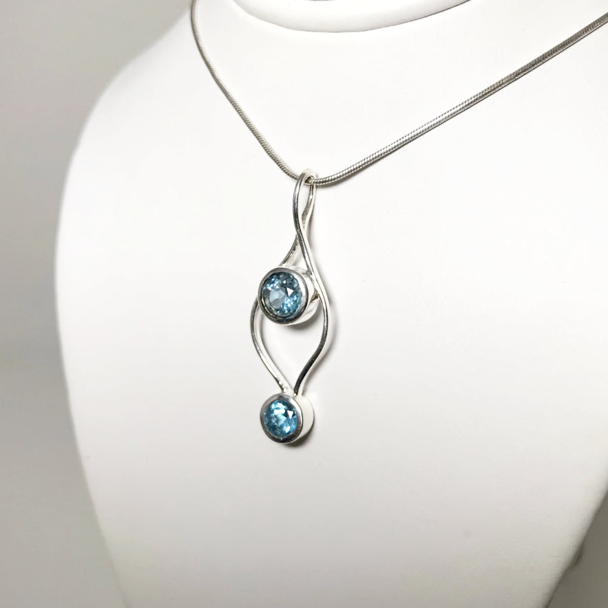 Blue Topaz Pendant - Rocks and Gems Canada