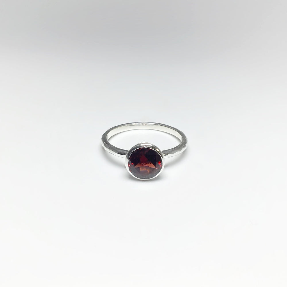 Garnet Ring - Rocks and Gems Canada