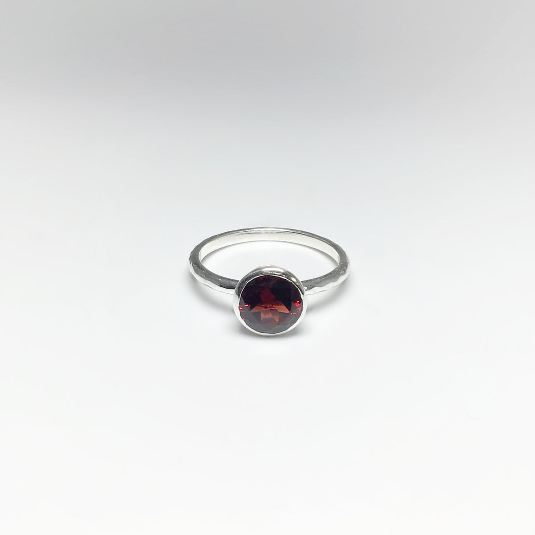 Garnet Ring - Rocks and Gems Canada