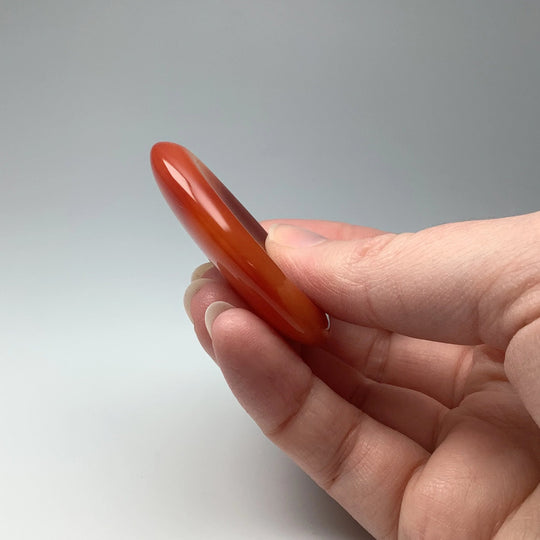 Worry Stone - Carnelian Agate - Rocks and Gems Canada