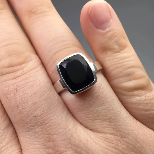 Black Onyx Ring - Rocks and Gems Canada