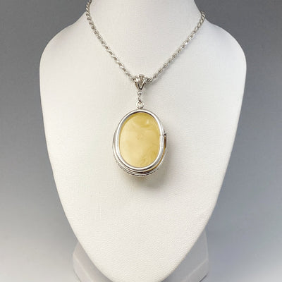 Butterscotch Amber Pendant