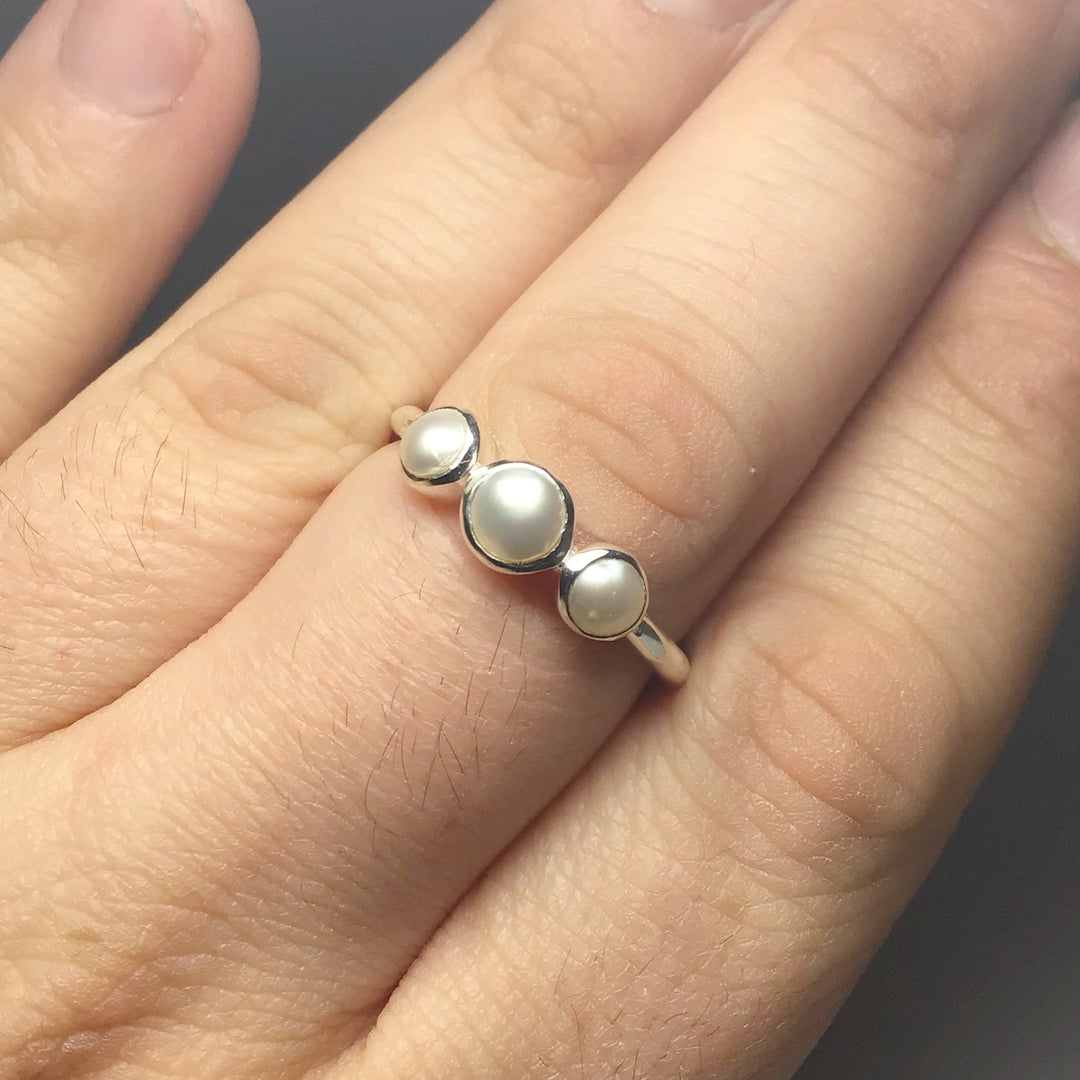 Freshwater Pearl Ring - Rocks and Gems Canada