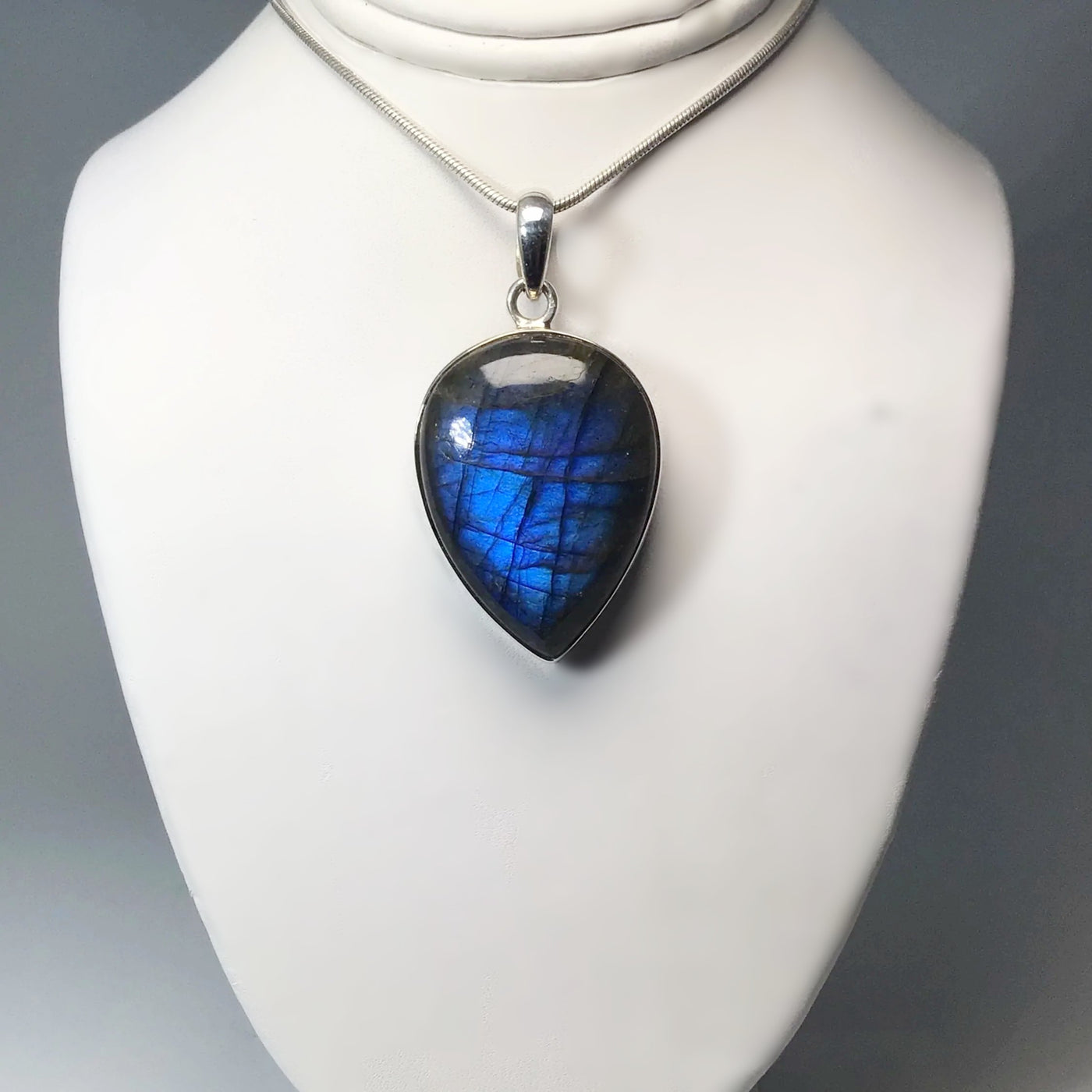 Labradorite Pendant