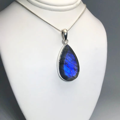 Faceted Labradorite Pendant