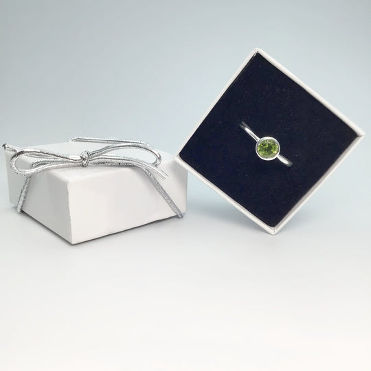 Peridot Ring - Rocks and Gems Canada