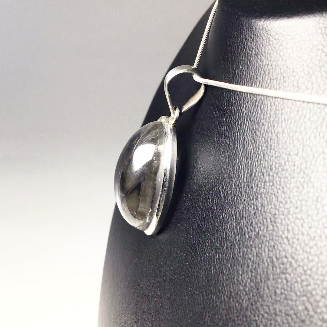 Clear Quartz Pendant - Rocks and Gems Canada