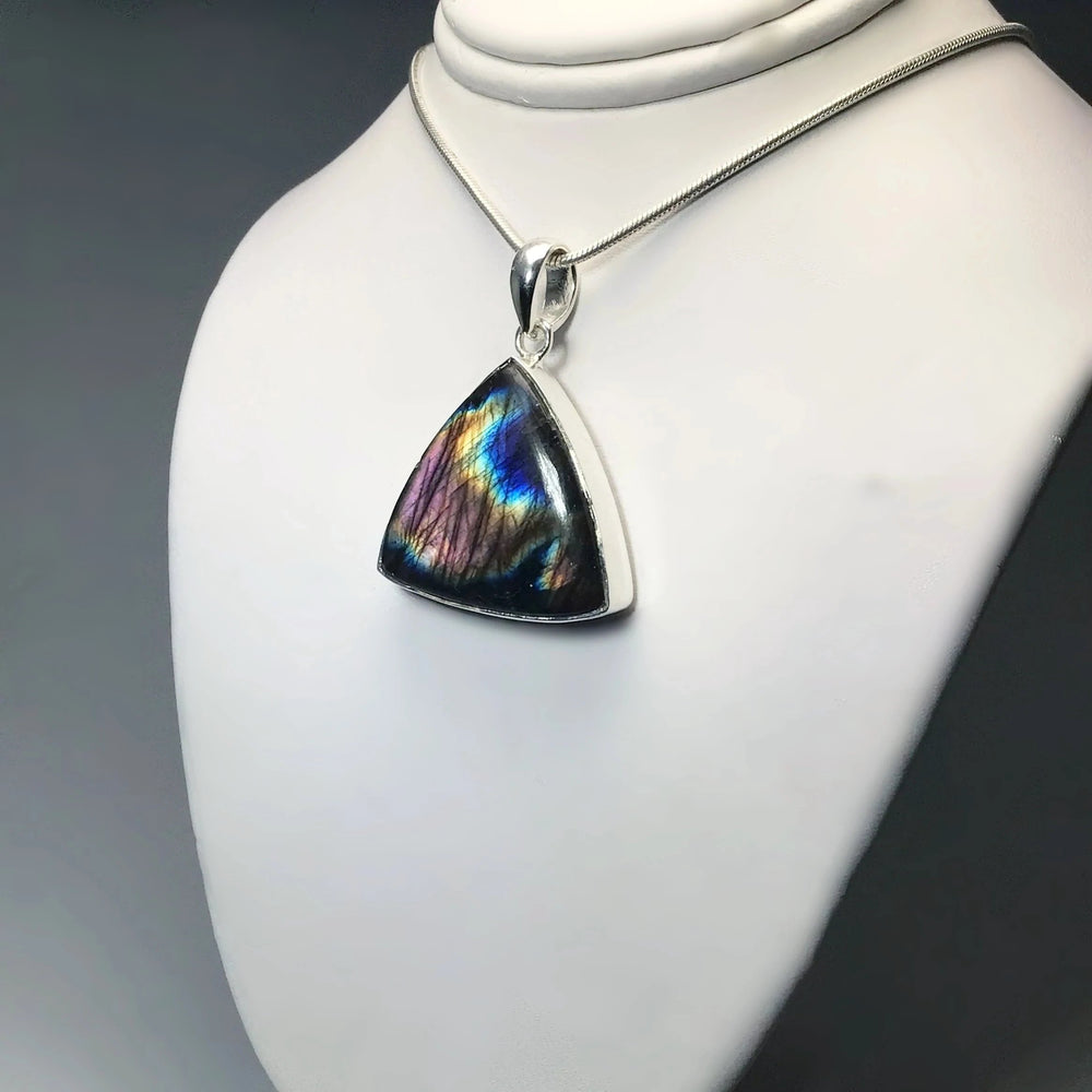 Purple Labradorite Pendant - Rocks and Gems Canada