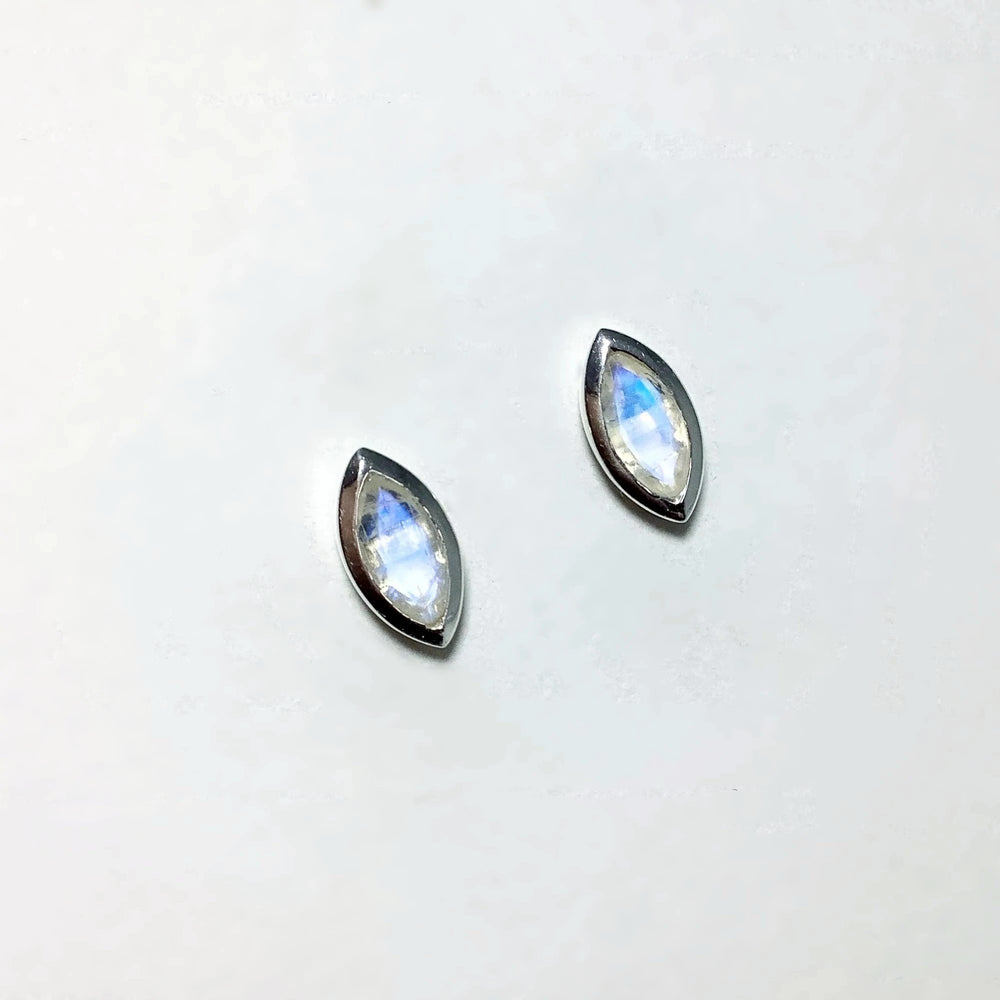 Faceted Rainbow Moonstone Stud Earrings - Rocks and Gems Canada
