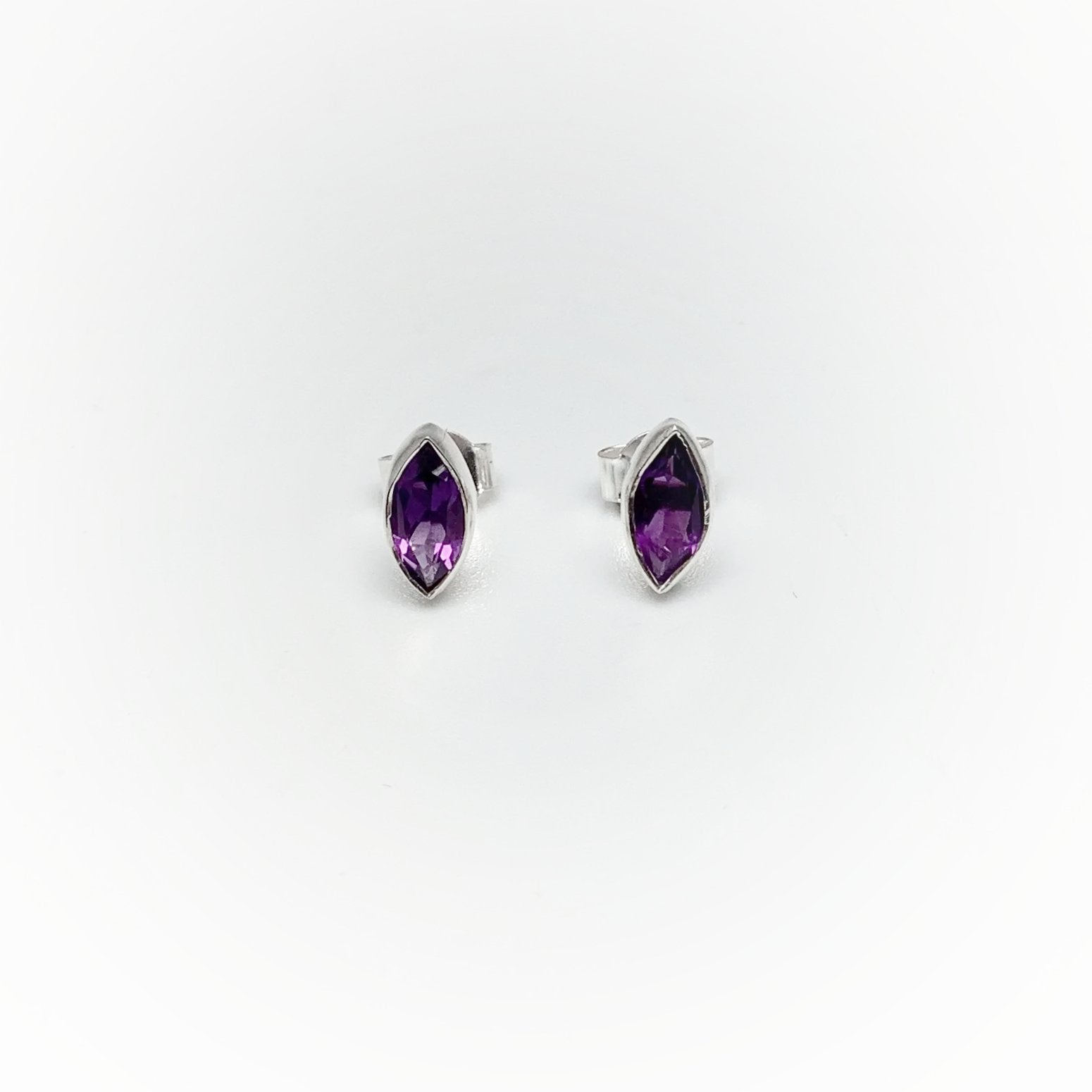 Amethyst Stud Earrings - Rocks and Gems Canada