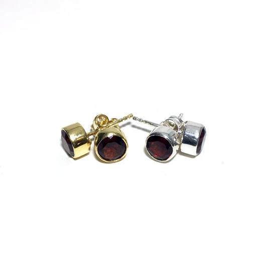 Garnet Stud Earrings - Rocks and Gems Canada
