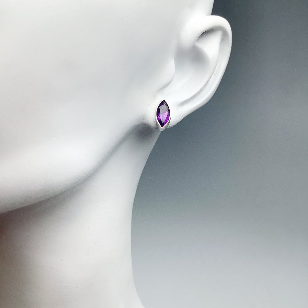 Amethyst Stud Earrings - Rocks and Gems Canada