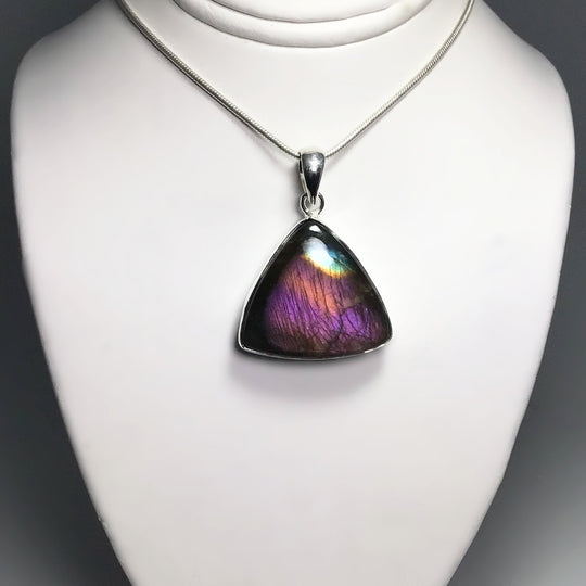 Purple Labradorite Pendant - Rocks and Gems Canada