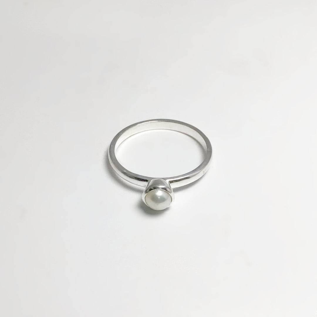 Freshwater Pearl Ring - Rocks and Gems Canada