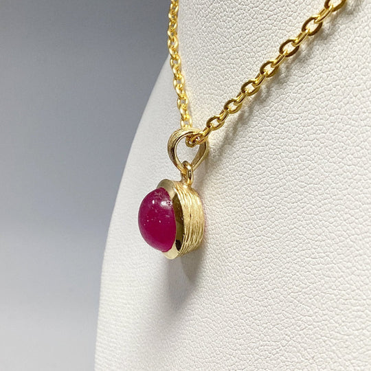 Pink Jade Gold Finish Pendant - Rocks and Gems Canada