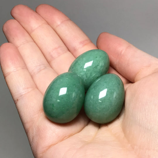 Green Aventurine Mini Egg - Rocks and Gems Canada