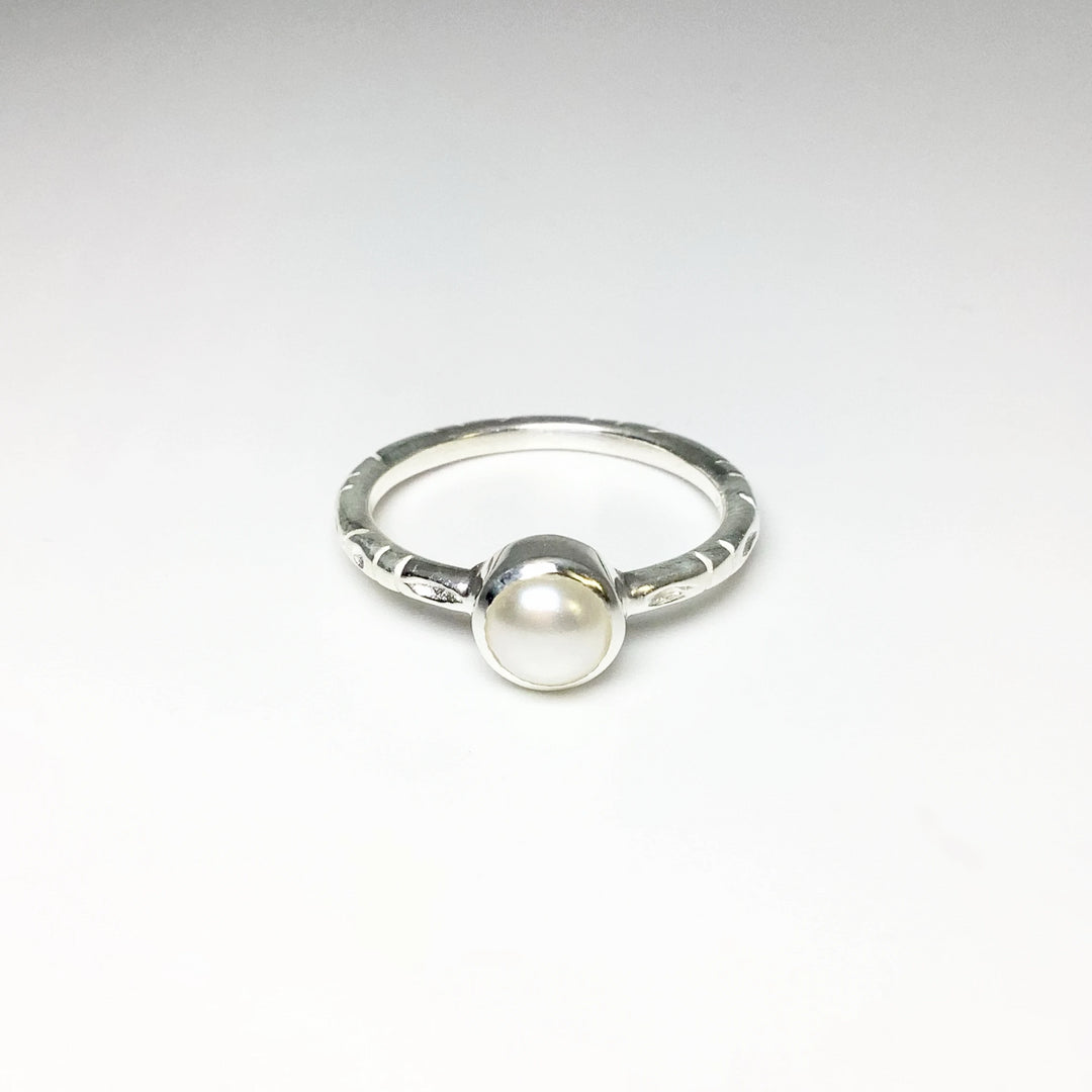 Freshwater Pearl Ring - Rocks and Gems Canada