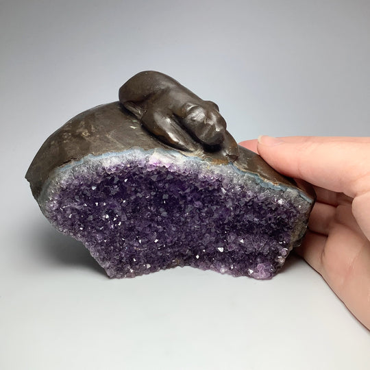 Amethyst Bear Carving - Rocks and Gems Canada