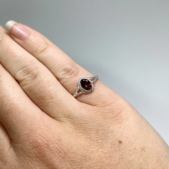 Garnet Ring - Rocks and Gems Canada