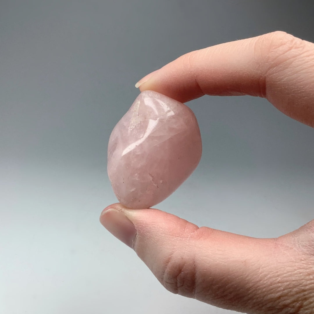 Rose Quartz Tumble - Rocks and Gems Canada