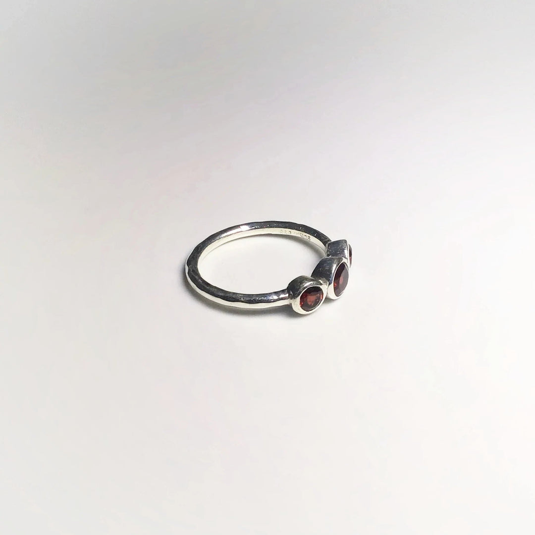 Garnet Ring - Rocks and Gems Canada