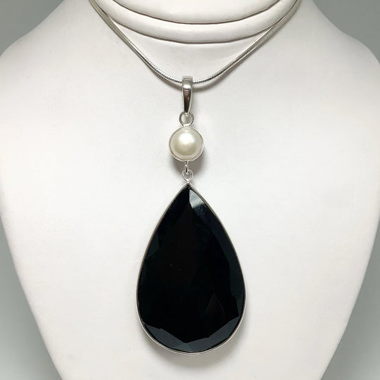 Faceted Black Onyx and Pearl Pendant - Rocks and Gems Canada