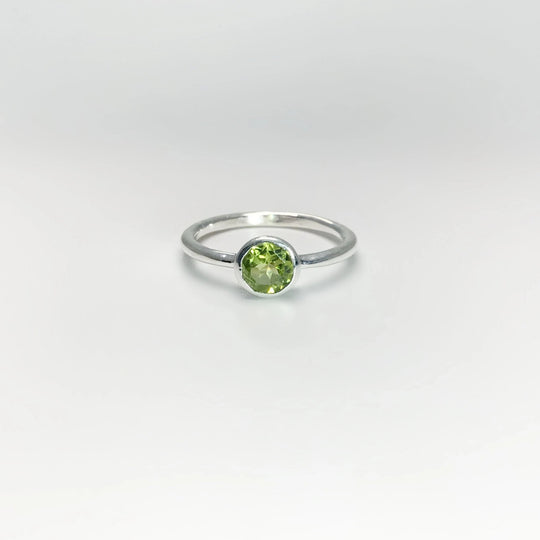 Peridot Ring - Rocks and Gems Canada