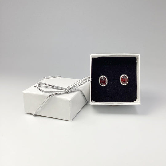 Garnet Stud Earrings - Rocks and Gems Canada