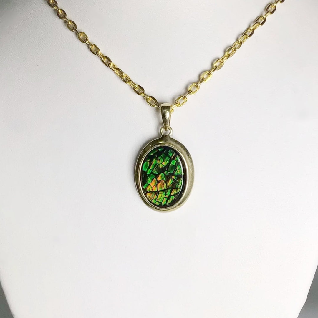 Alberta Ammolite 14K Gold Pendant - Rocks and Gems Canada