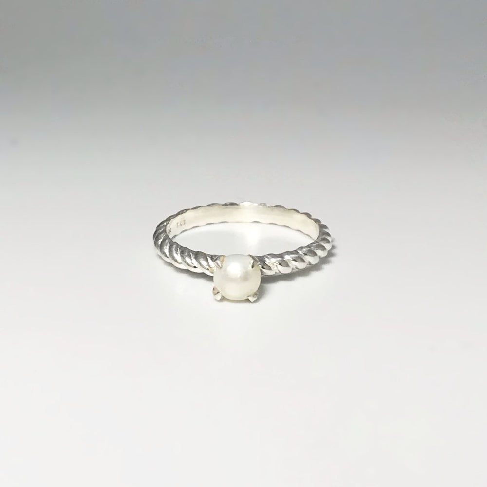 Freshwater Pearl Ring - Rocks and Gems Canada