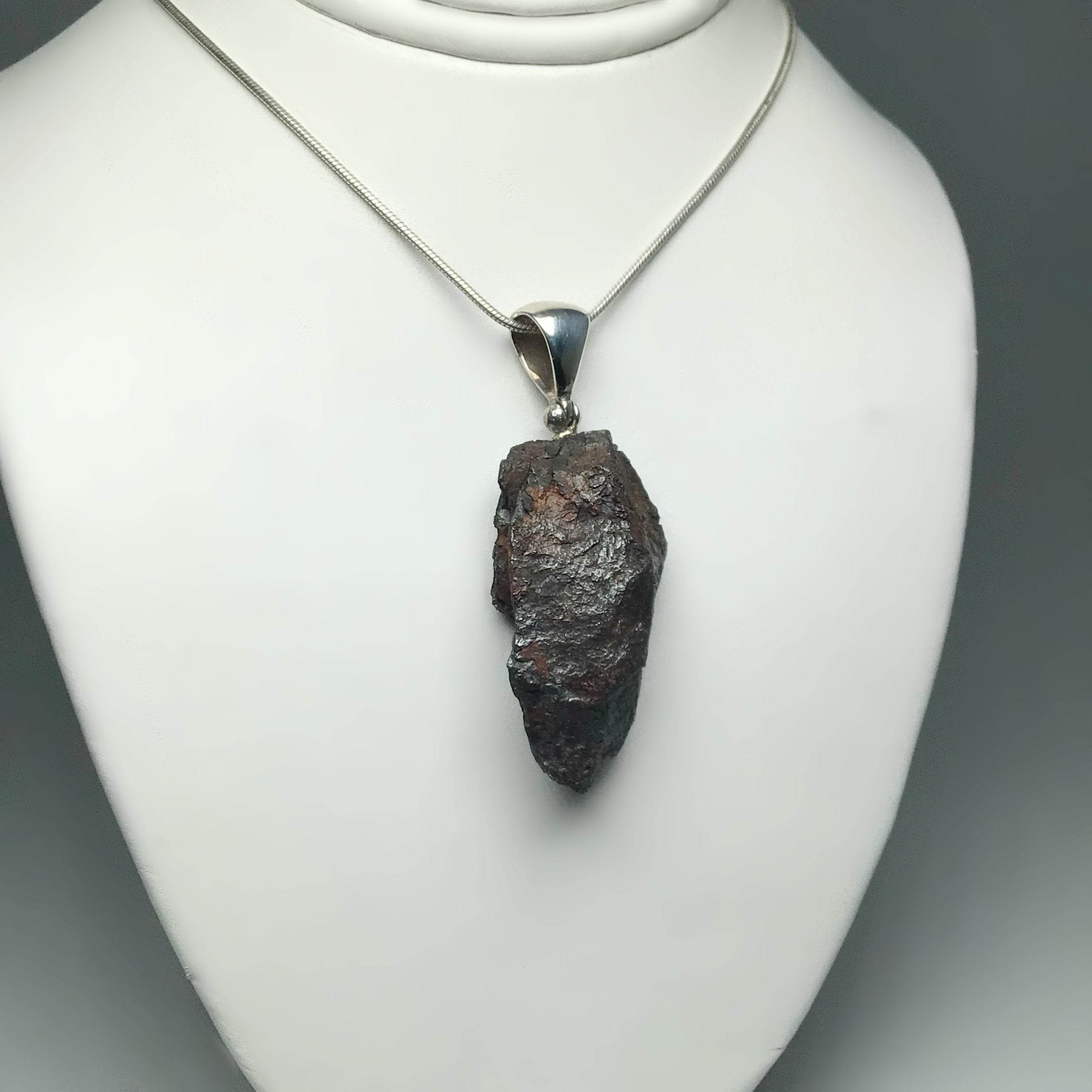 シホテアリニ隕石 ペンダントトップ Sikhote-Alin Meteorite SIKHOTE-ALIN IRON METEORITE PENDANT $69 Sterling Silver