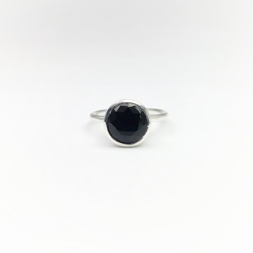 Black Onyx Ring - Rocks and Gems Canada