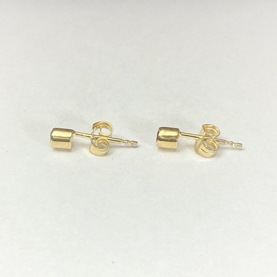 Garnet Stud Earrings - Rocks and Gems Canada