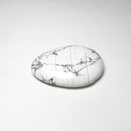 Worry Stone - Howlite - Rocks and Gems Canada
