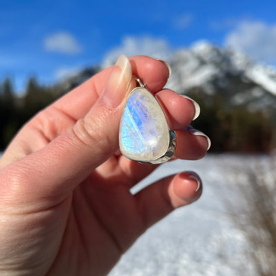 Rainbow Moonstone Pendant