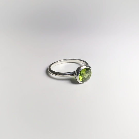 Peridot Ring - Rocks and Gems Canada