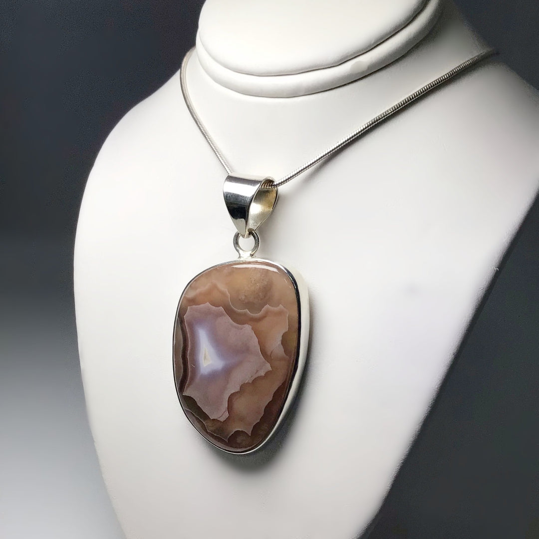 Laguna Agate Pendant - Rocks and Gems Canada