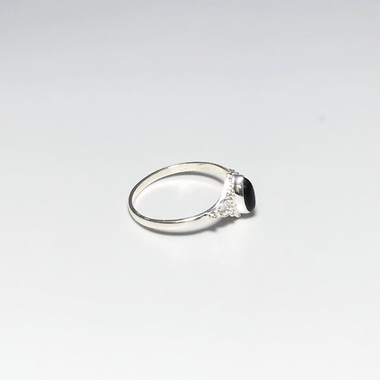 Black Onyx Ring - Rocks and Gems Canada