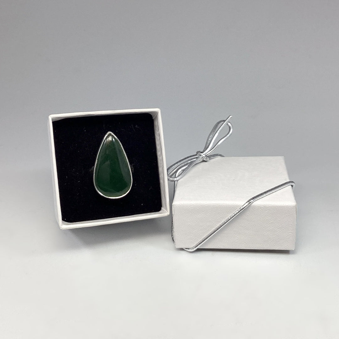 Canadian Jade Ring - Rocks and Gems Canada