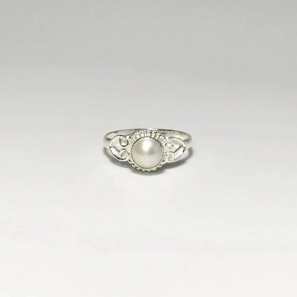 Freshwater Pearl Ring - Rocks and Gems Canada