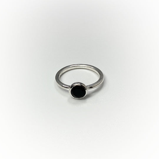 Black Onyx Ring - Rocks and Gems Canada