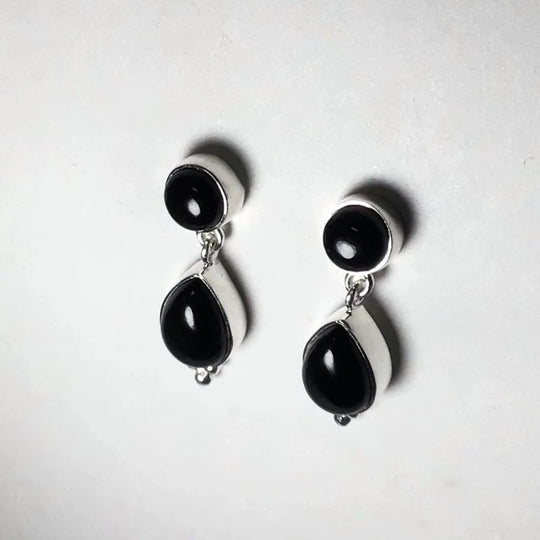 Black Onyx Stud Earrings - Rocks and Gems Canada