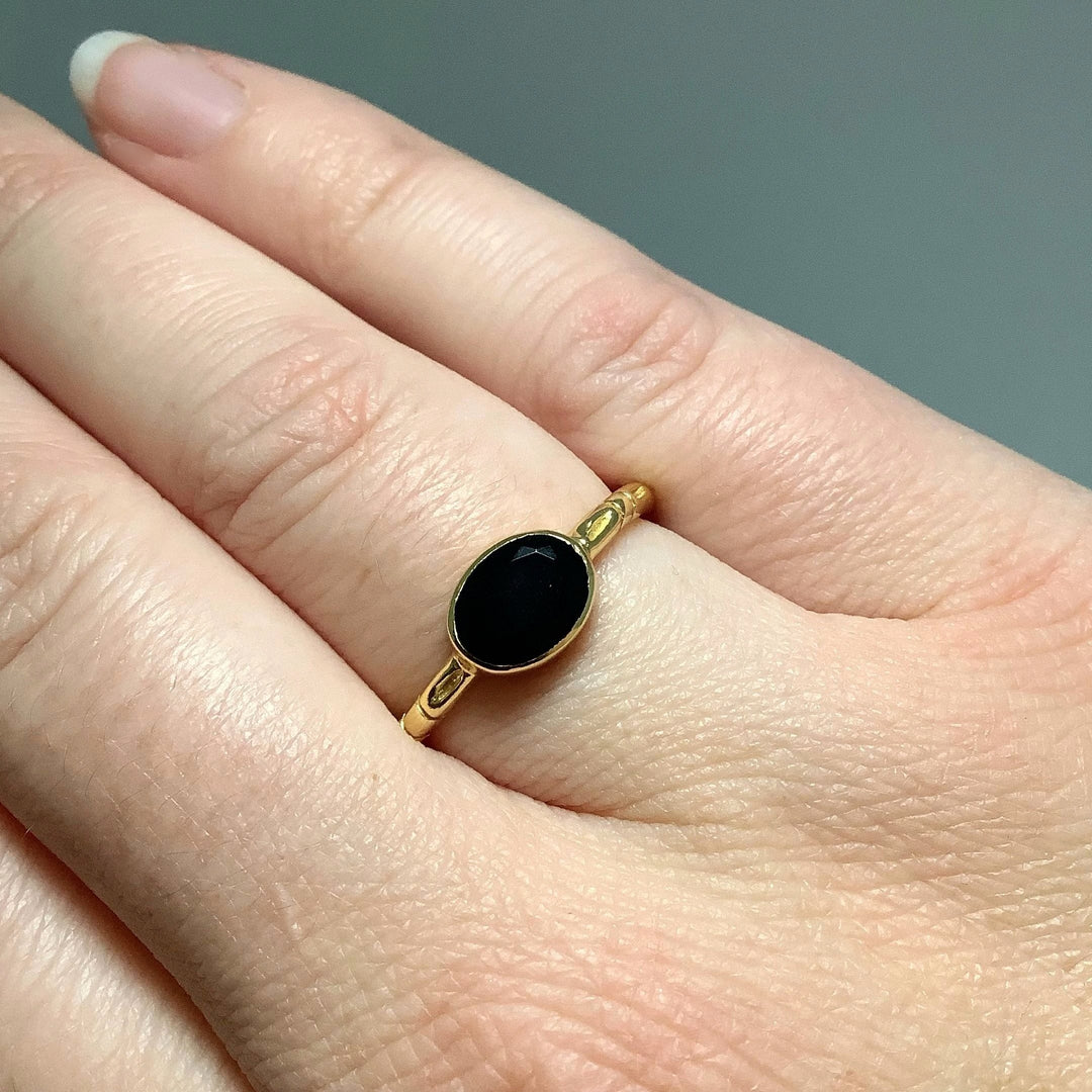 Black Onyx Ring - Rocks and Gems Canada