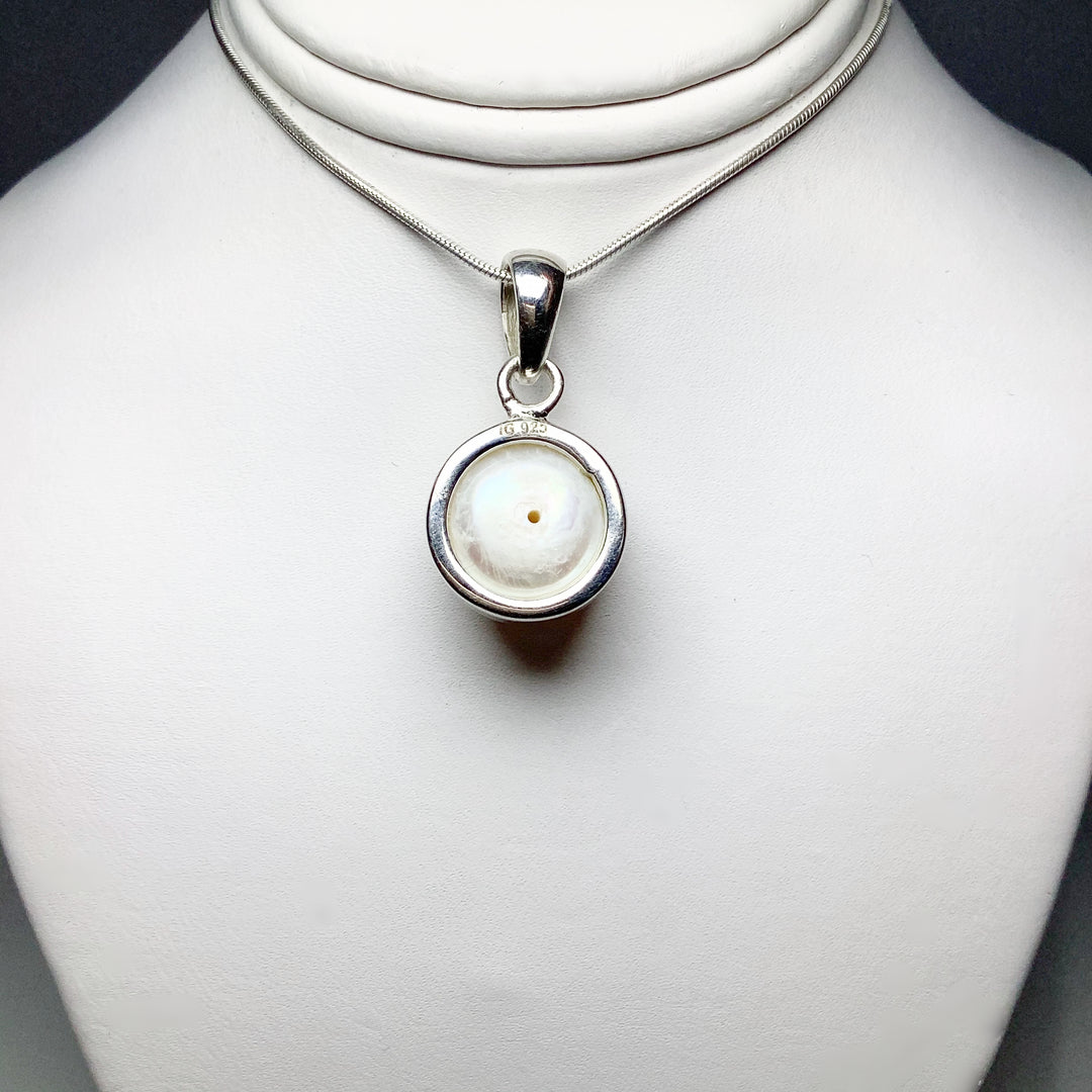 Pearl Pendant - Rocks and Gems Canada