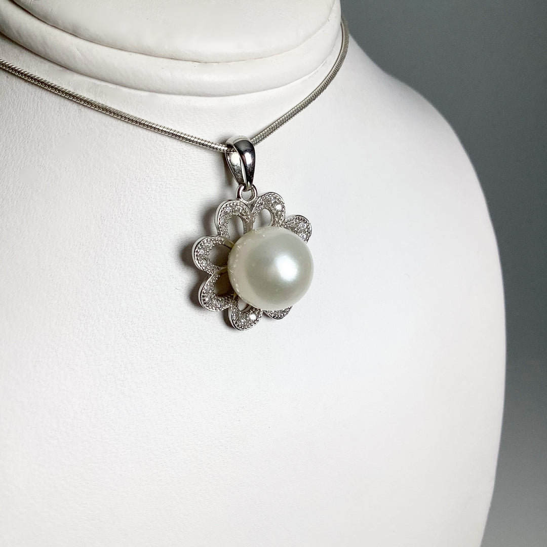 Pearl Pendant - Rocks and Gems Canada