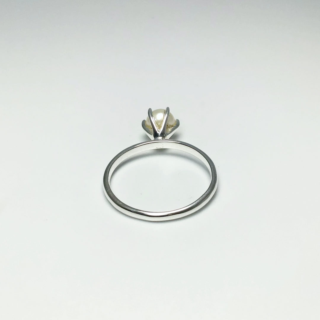Freshwater Pearl Ring - Rocks and Gems Canada