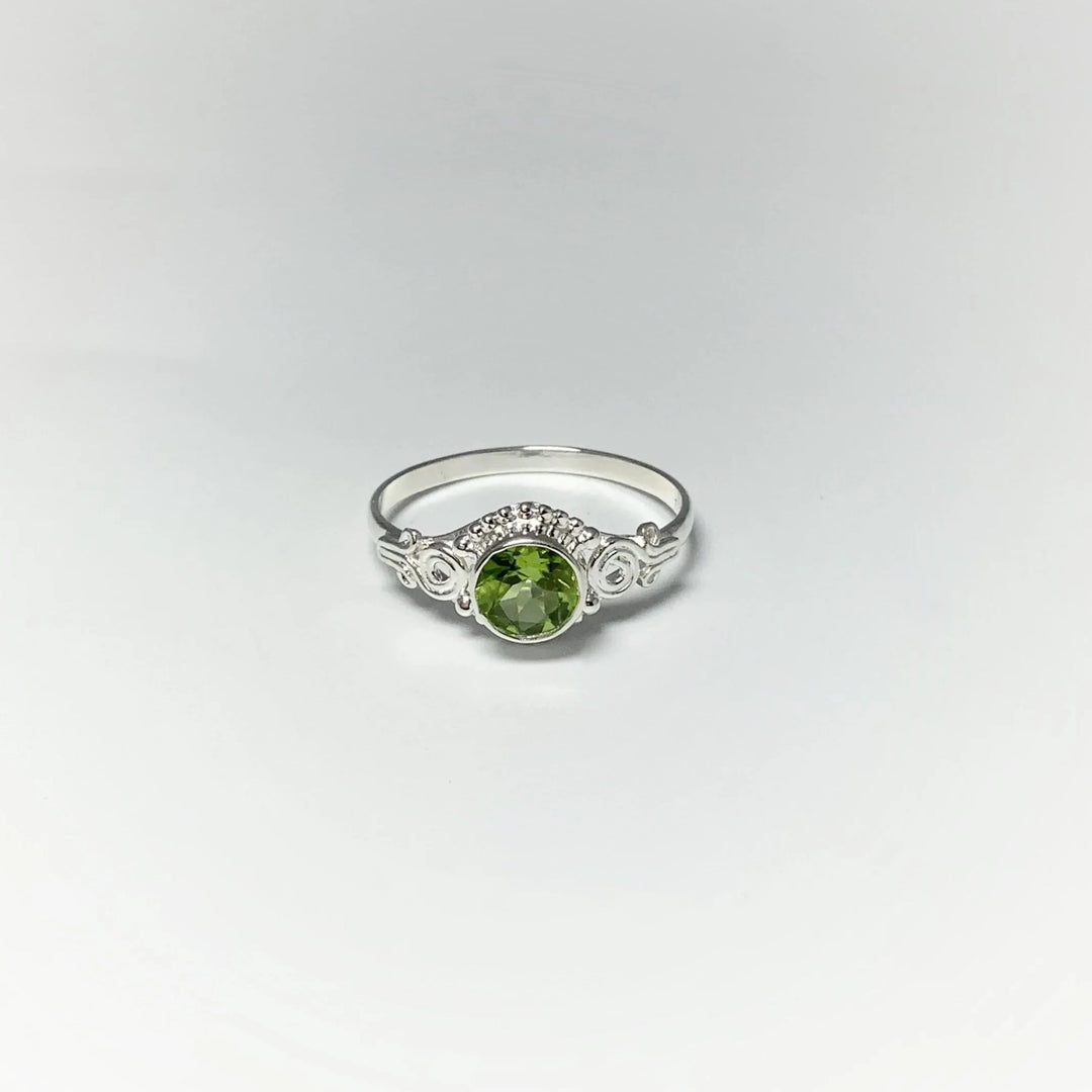 Peridot Ring - Rocks and Gems Canada
