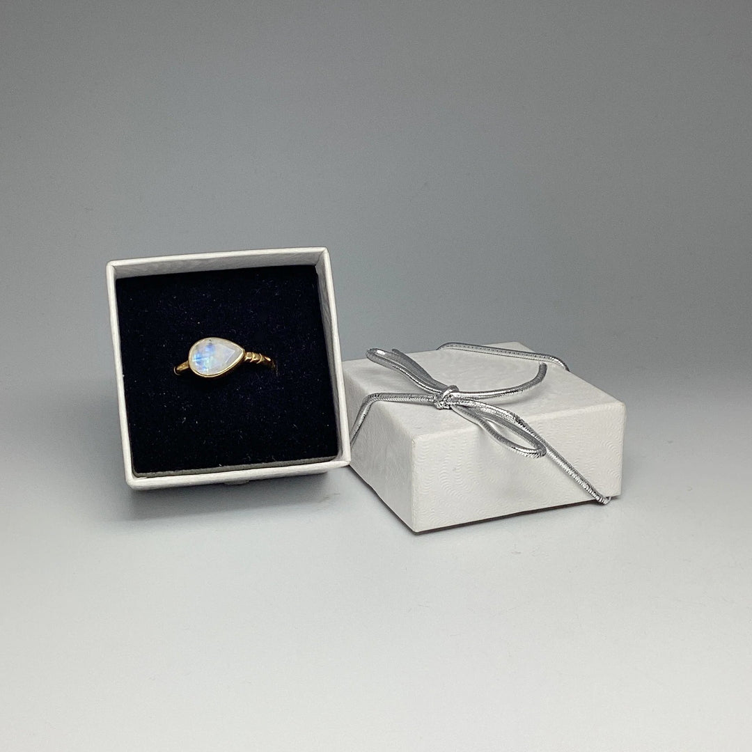 Rainbow Moonstone Ring - Rocks and Gems Canada