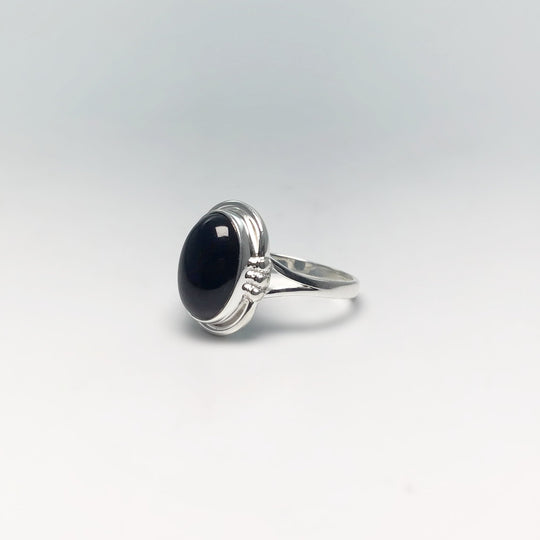 Black Onyx Ring - Rocks and Gems Canada